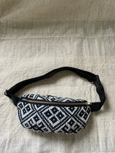 Sac banane Dokmai bleu marine